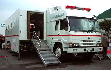 ���{���`�r